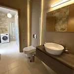 современная вилла с частным бассейном Villa