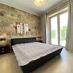 Villa современная вилла с частным бассейном *